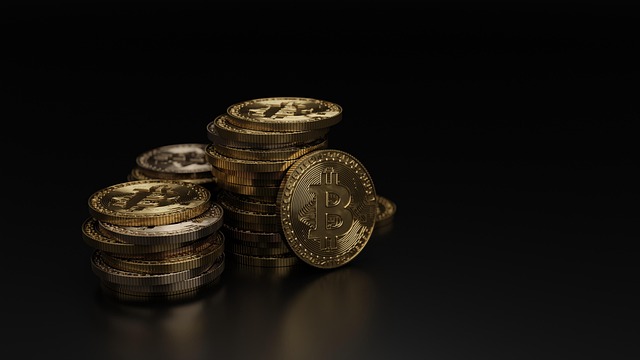 Liquidity,Cryptocurrency,DeFi,RWAs,RegulatoryCompliance,RiskManagement,MarketStructure,SmartContracts,Volatility.