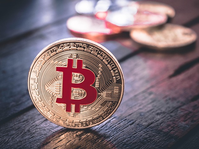 InstitutionalTrust,SecurityProtocols,Governance,BehavioralFinance,MacroTrends,Layer2,RWA,LiquidityStructure,Compliance,BlockchainInnovation