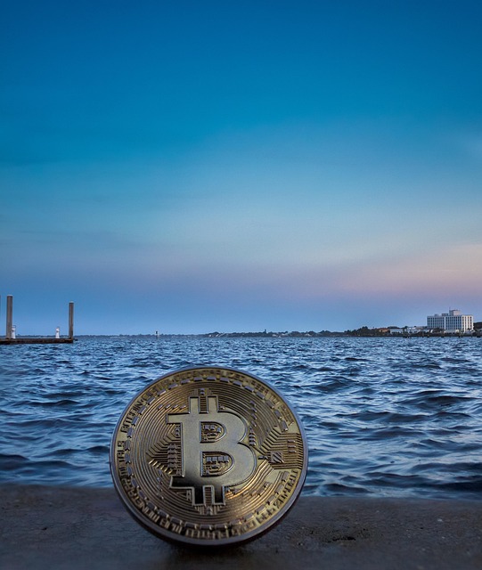 BlockchainGovernance,DAO,Tokenomics,DeFi,RegulatoryLandscape,Liquidity,SmartContracts